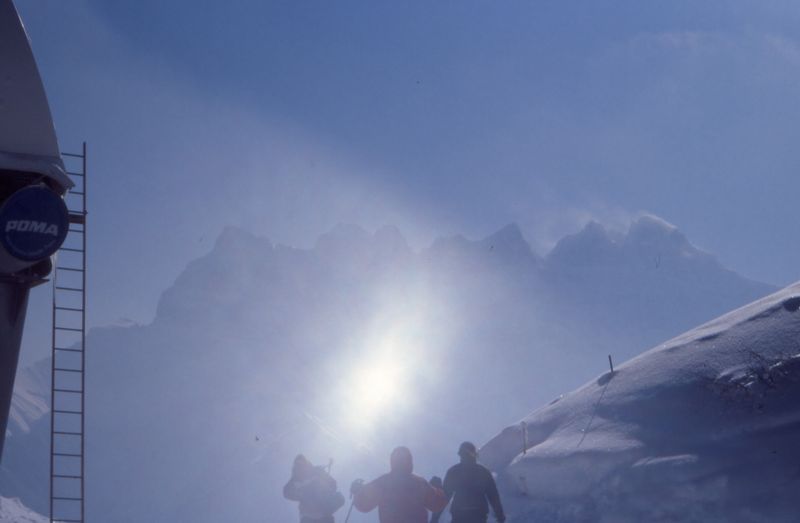 776x498 pixels (24K)