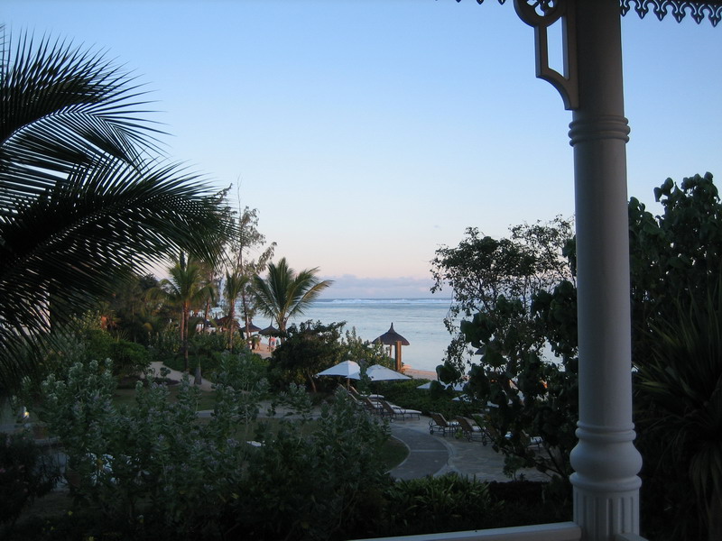 776x575 pixels (145K)