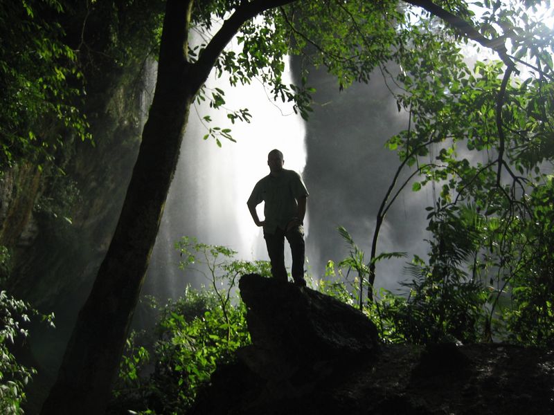 776x575 pixels (90K)