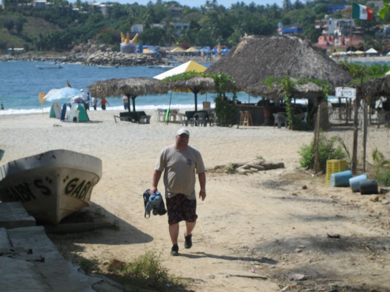 776x575 pixels (79K)