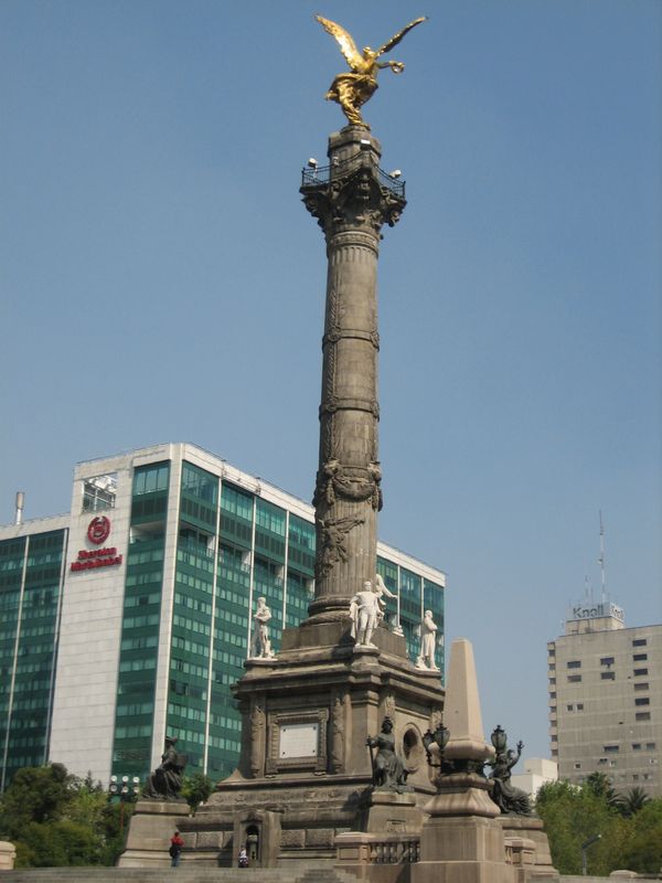 576x775 pixels (59K)