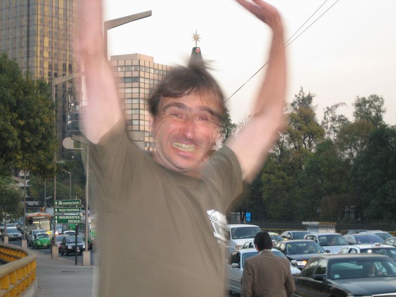 776x575 pixels (68K)