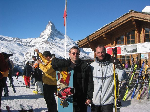 590x436 pixels (82K)